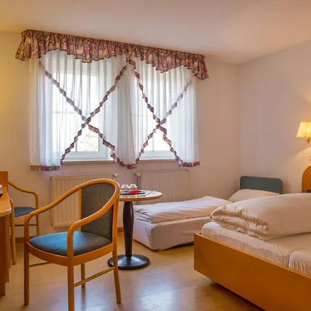 Zur Linde 3* Gädheim